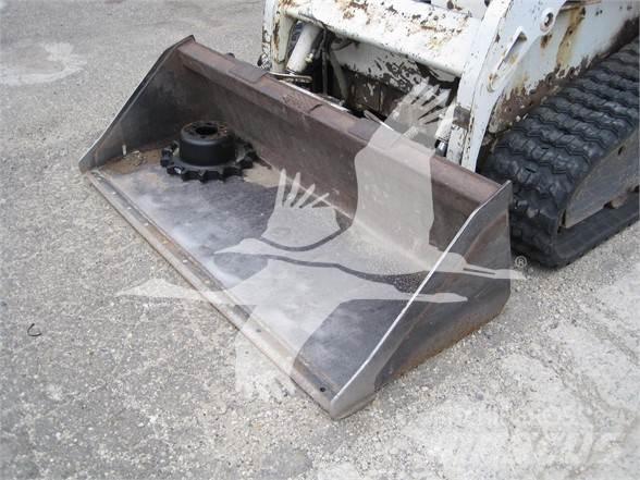 Bobcat T190 Smykem řízené nakladače