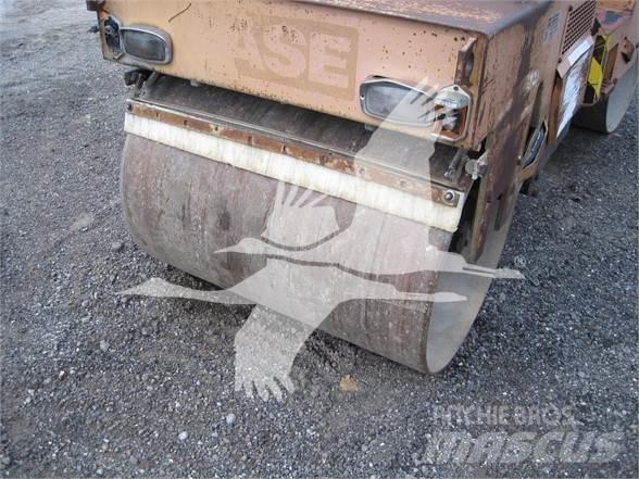 CASE W252 Tahačové válce