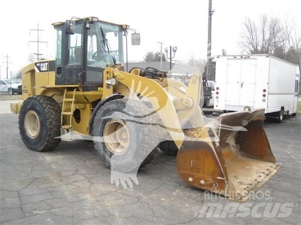 CAT 928H Kolové nakladače