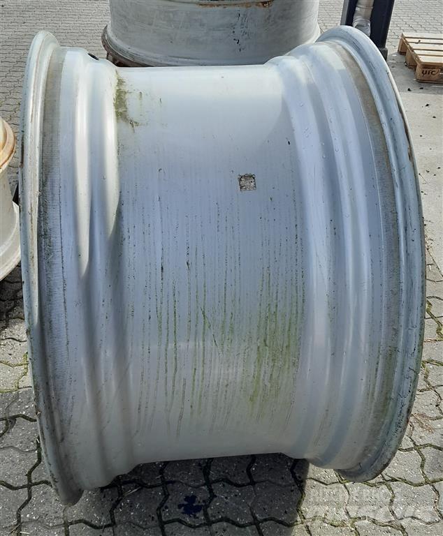  - - - Pneumatiky, kola a ráfky