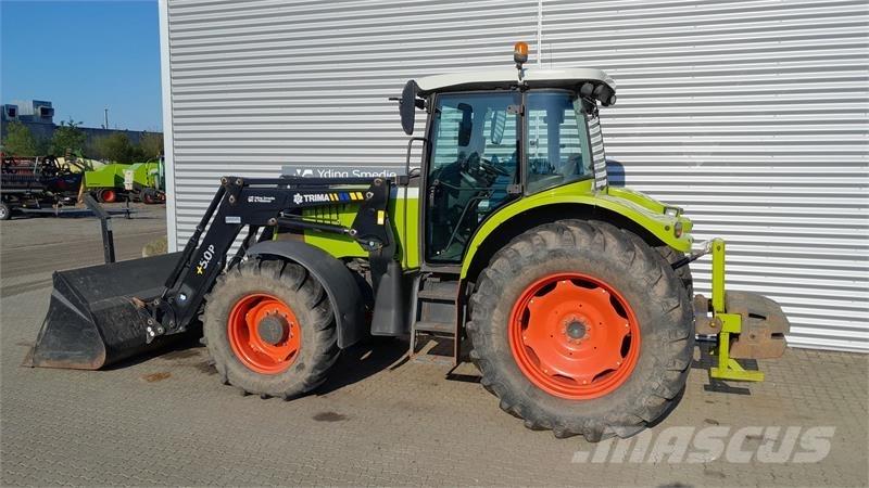 CLAAS 697 Traktory