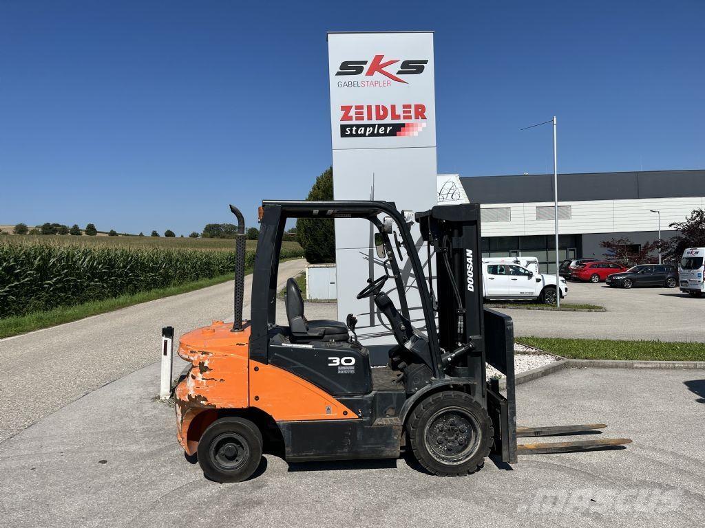 Doosan D30S-7 Dieselové vozíky
