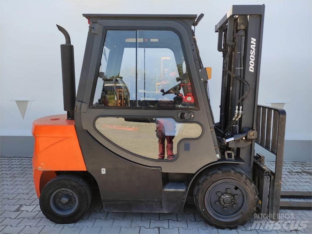Doosan D30 GP Dieselové vozíky