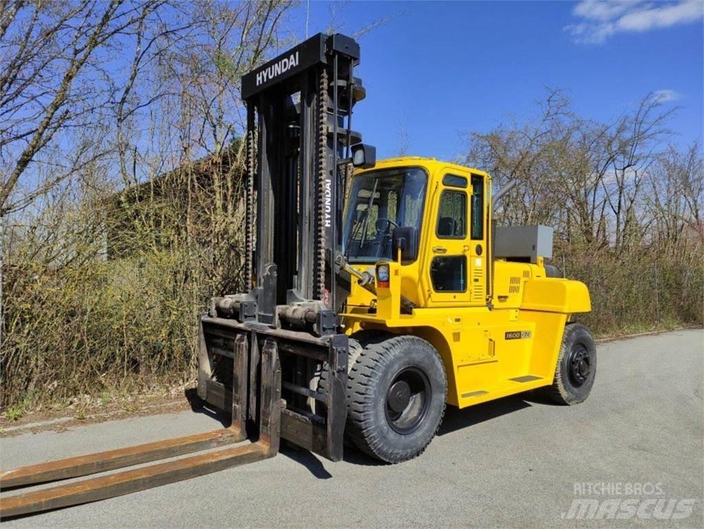 Hyundai 160D-7E Dieselové vozíky