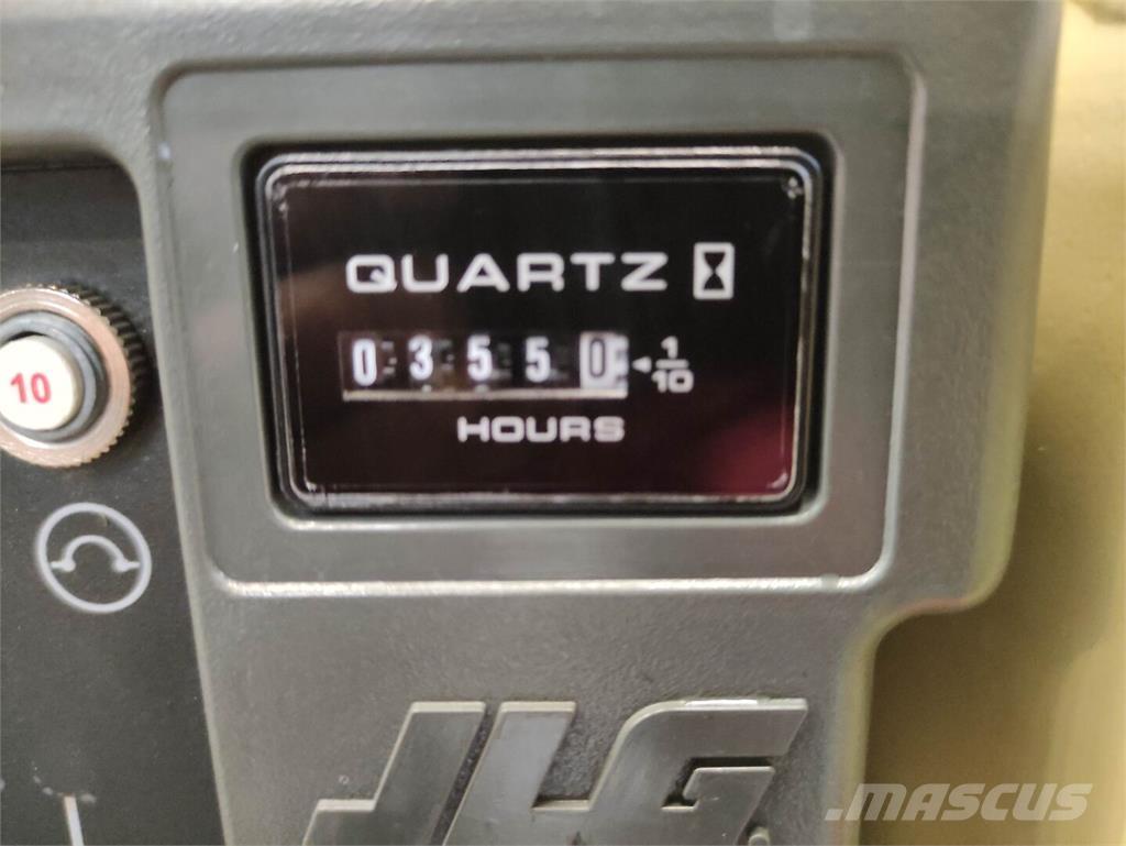 JLG 3246ES Nůžková zvedací plošina