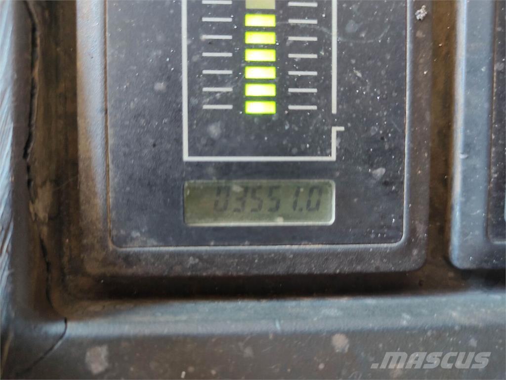 Jungheinrich ERE 120 Nízkozdvižný vozík
