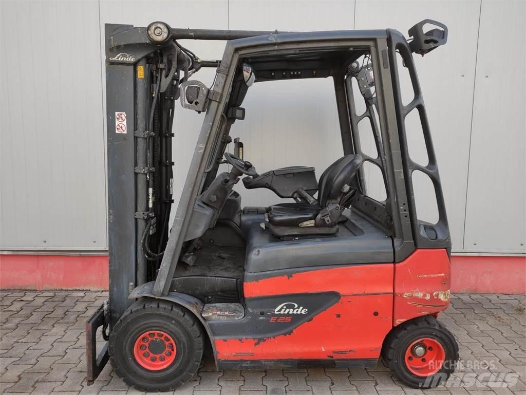 Linde E25-01-387 Akumulátorové vozíky