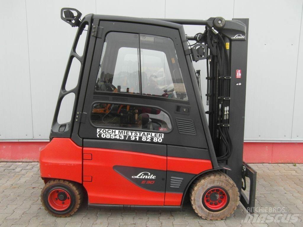 Linde E30-01-387 Akumulátorové vozíky