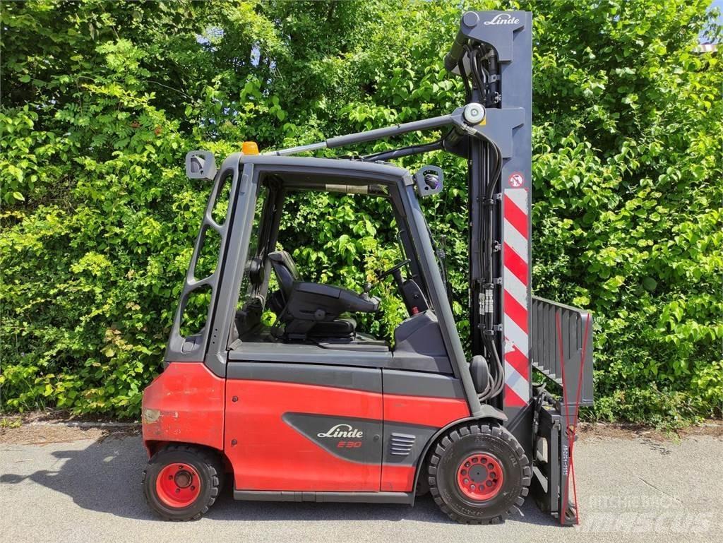 Linde E30-01-387 Akumulátorové vozíky