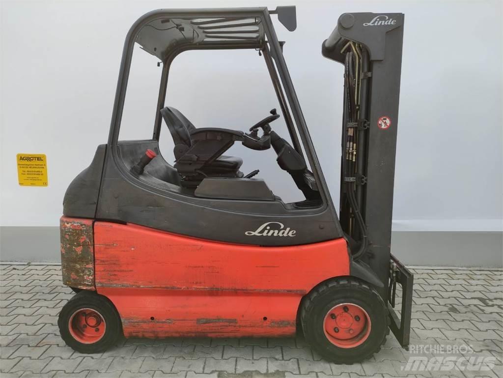 Linde E30/03/600-336 Akumulátorové vozíky