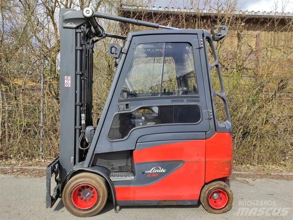 Linde E30H-01/600-387 Akumulátorové vozíky