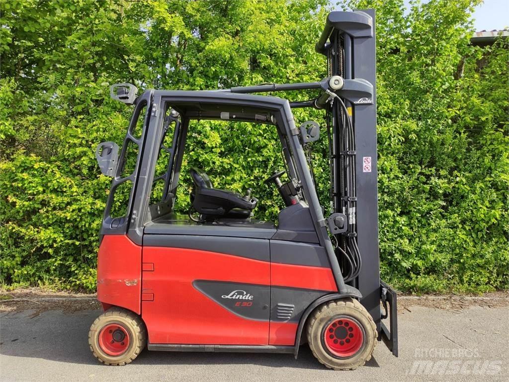 Linde E30HL-01/600-387 Akumulátorové vozíky