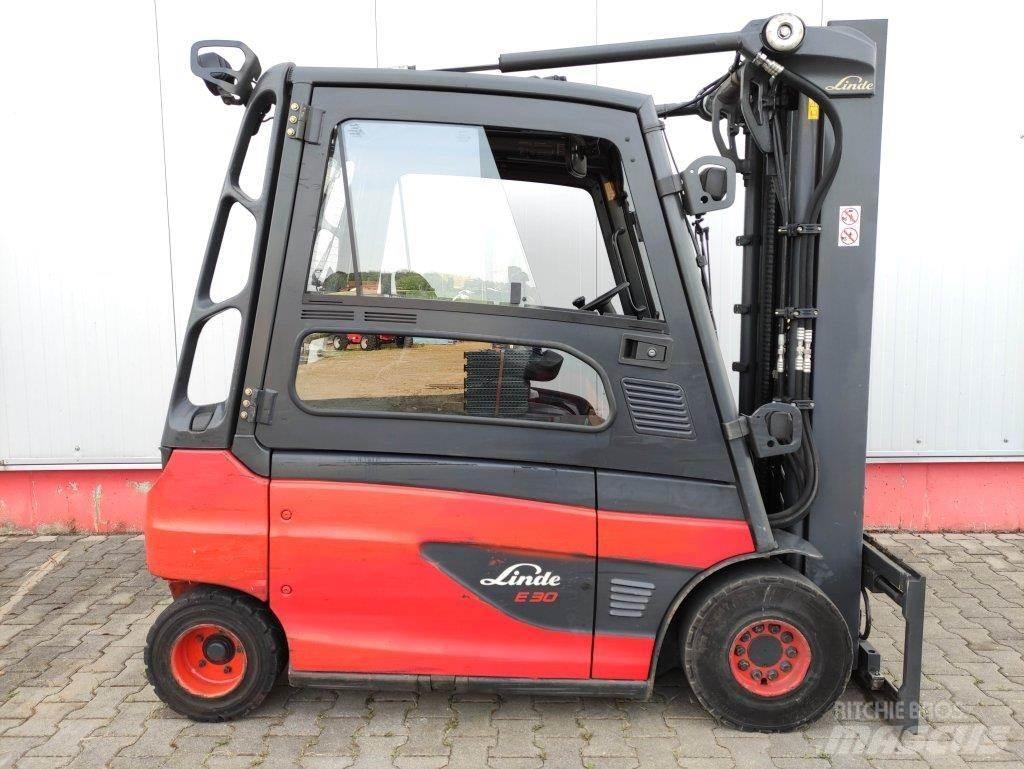 Linde E30L-01-387 Akumulátorové vozíky