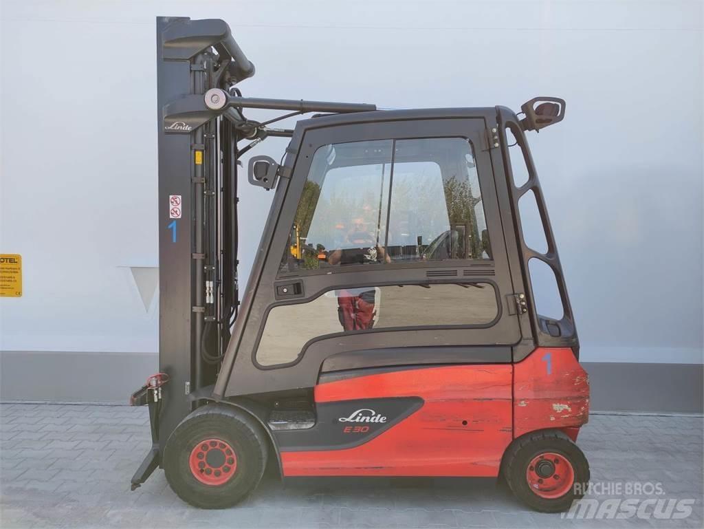 Linde E30L-01-387 Akumulátorové vozíky