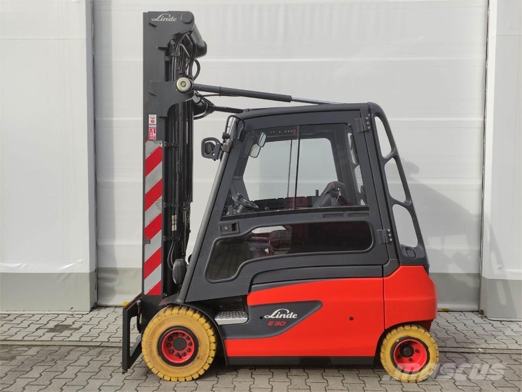 Linde E30L/387 (LACK NEU) Akumulátorové vozíky
