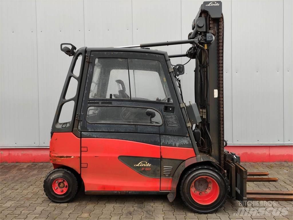 Linde E50HL-01-388 Akumulátorové vozíky