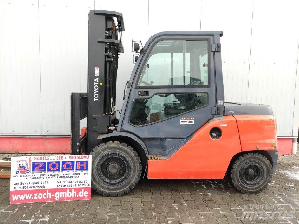 Toyota 40-8FD50N Dieselové vozíky