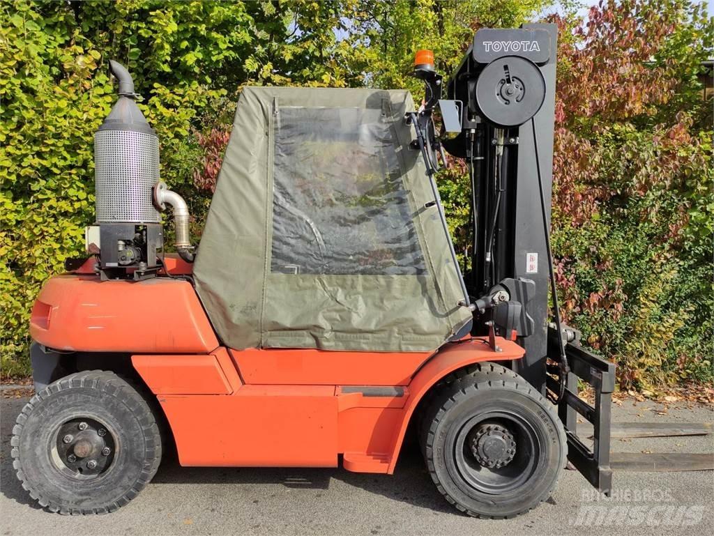Toyota 50-5FD60 Dieselové vozíky