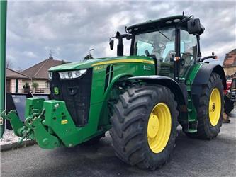 John Deere 8400