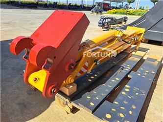 Caterpillar 310