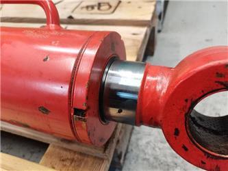 Manitou MT 1740 arm cylinder