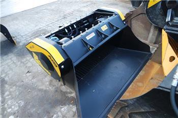 MB Crusher L 200