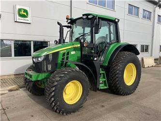 John Deere 6120M