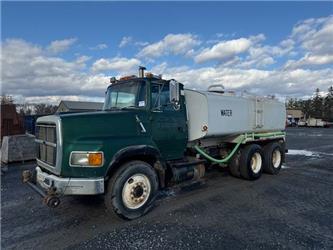Ford LT9000