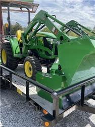 John Deere 3032E
