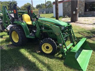 John Deere 3032E