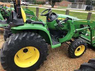 John Deere 3032E