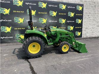 John Deere 3032E