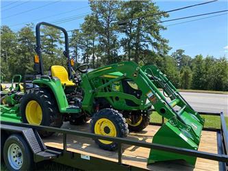 John Deere 3032E