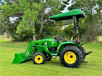 John Deere 3032E