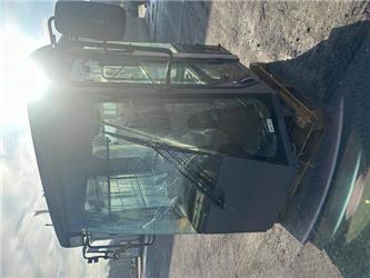 Hitachi ZW 250 KABINA