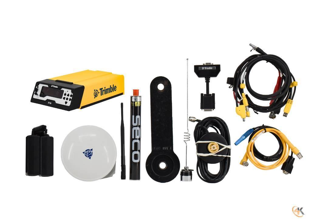 Trimble R750 900 MHz Base Station Kit w/ Zephyr 3 Antenna Other components