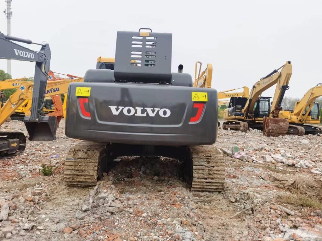 Volvo EC210D Crawler excavators