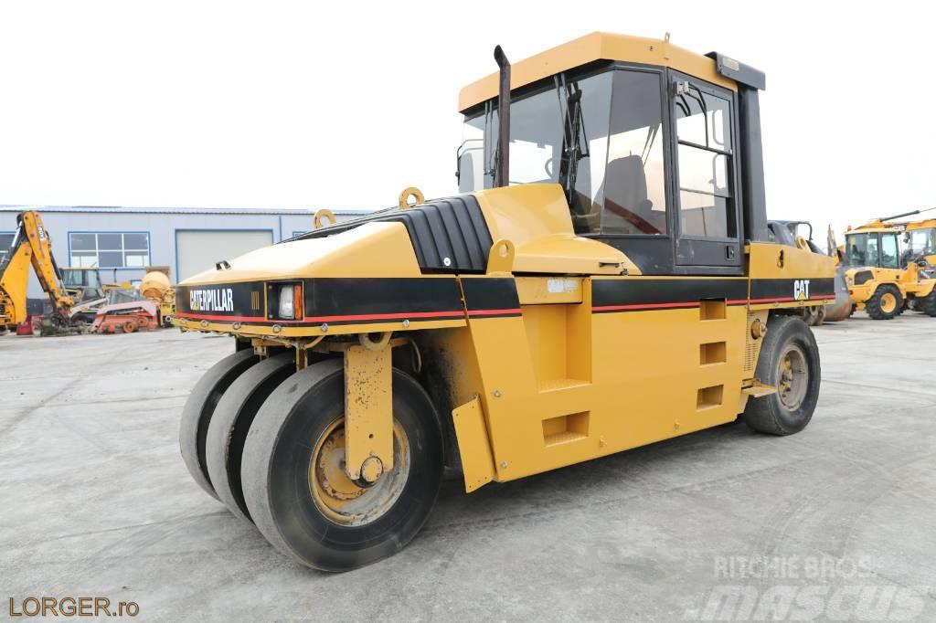CAT PF 300 B Pneumatic tired rollers