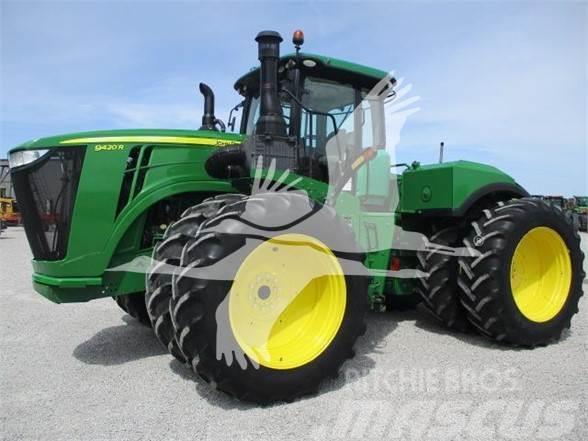 John Deere 9420R Traktory