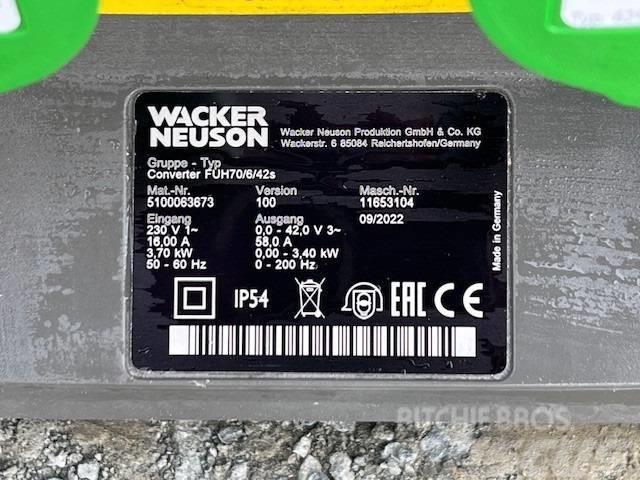 Wacker Neuson FUH70/6/42s Stroje na výrobu betonových prefabrikátů