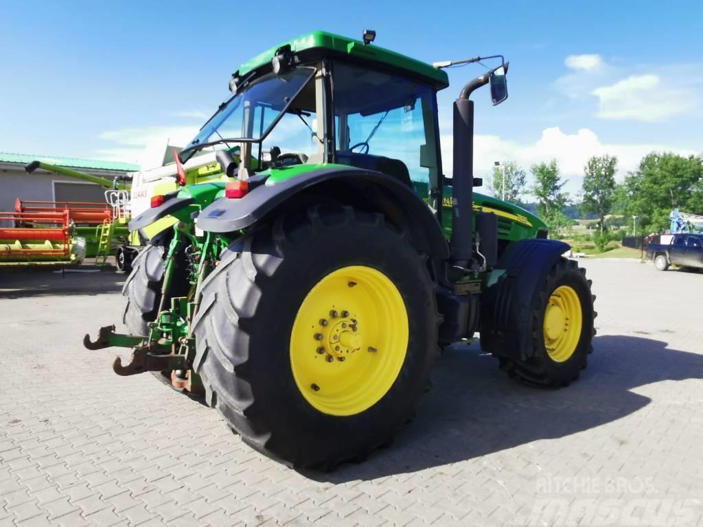 John Deere 7820 Traktory