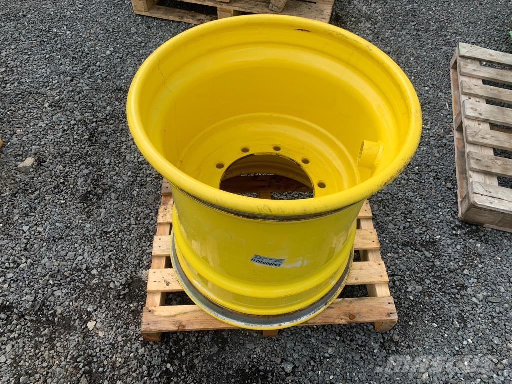 John Deere Wheel Rim 24X24,5 (700X24,5) Pneumatiky, kola a ráfky
