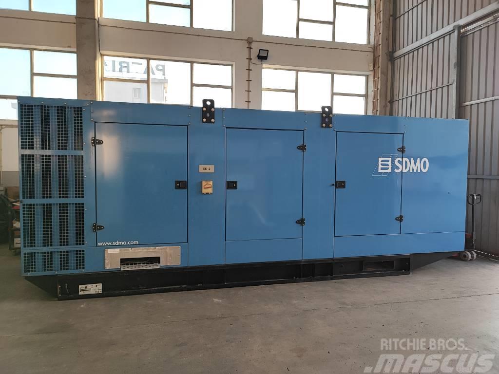 Sdmo X1100C MTU 1100 kVA Naftové generátory