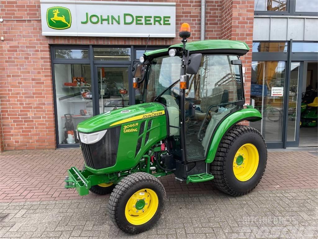 John Deere 3046R Traktory