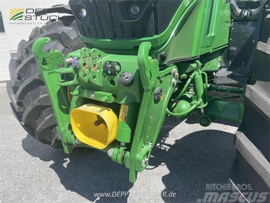John Deere 6250R Traktory