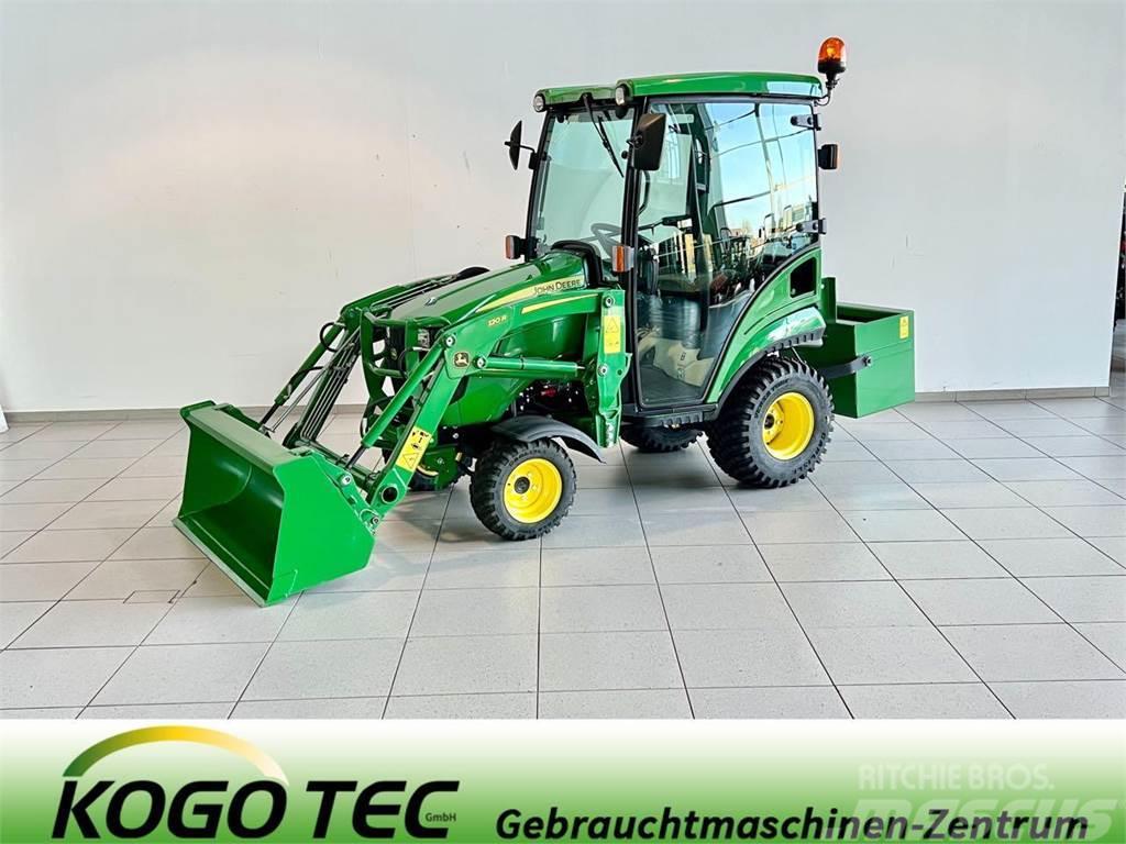 John Deere 1026R Kompaktní traktory