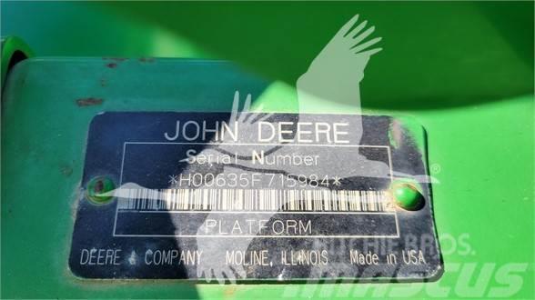 John Deere 635F Kombajnové hlavice