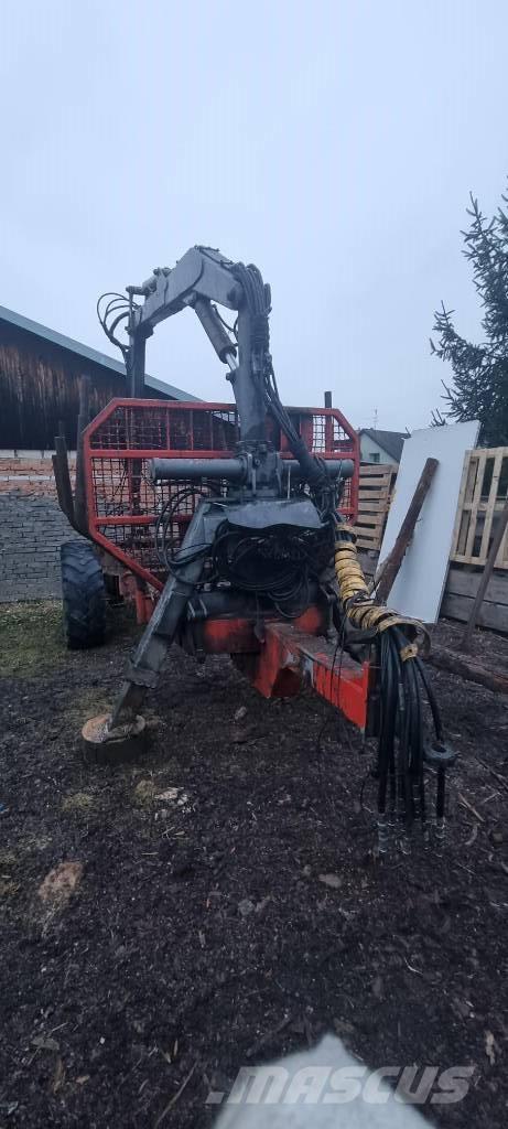  Forest Master 14T Vyvážecí traktory