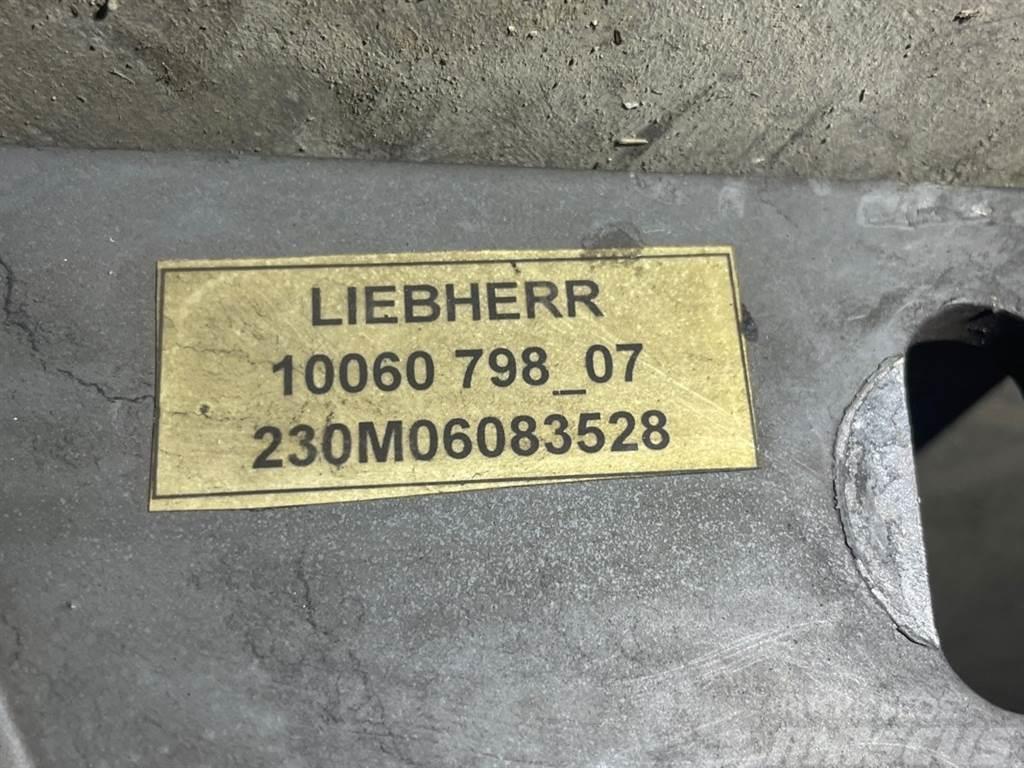 Liebherr A934C-10060798-Frame backside center/Einbau Rahmen Podvozky a zavěšení kol