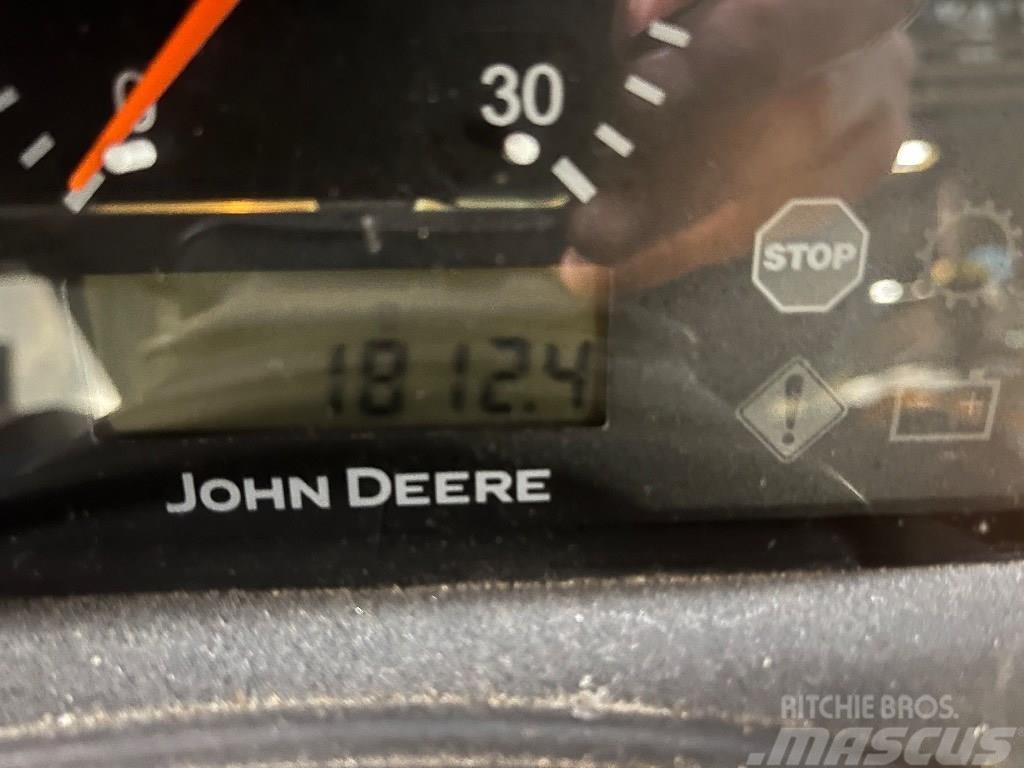 John Deere 5070 M Traktory